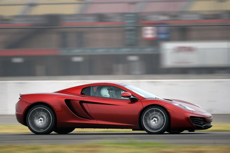  McLaren MP4-12C Spyder 2012 года  (фото 143 из 270)